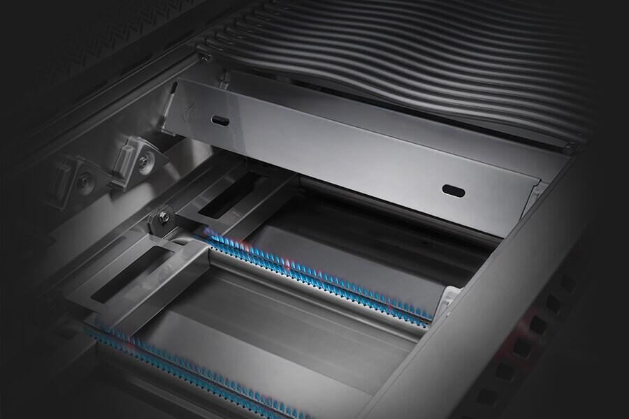 Built-in gas barbecue 81 cm with rear infrared rotisserie burner - view 3