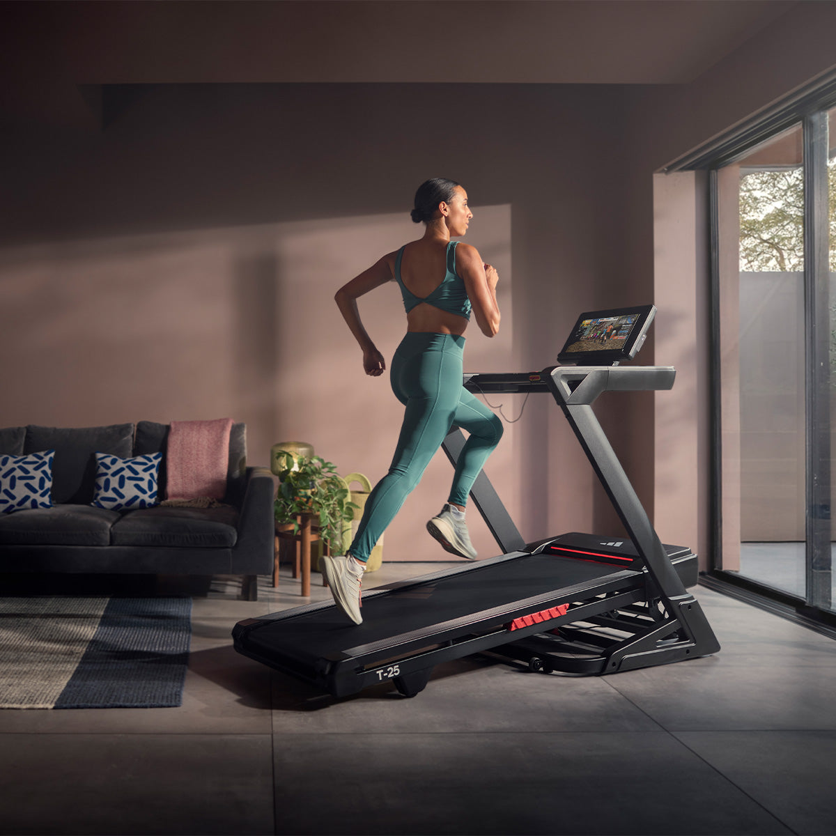 Folding treadmill with 2.5 HP motor, 19 km/h and 15-level incline - view 17