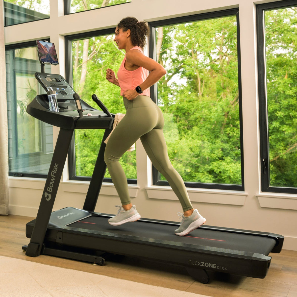 Folding treadmill with 20 km/h, 15% incline, speakers and fan - view 10