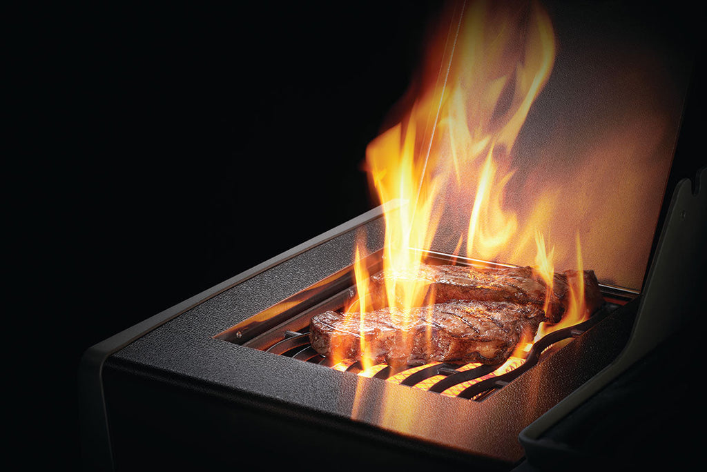 Four-Burner Natural Gas Barbecue with Infrared Side Burner 48,000 BTU - image 4