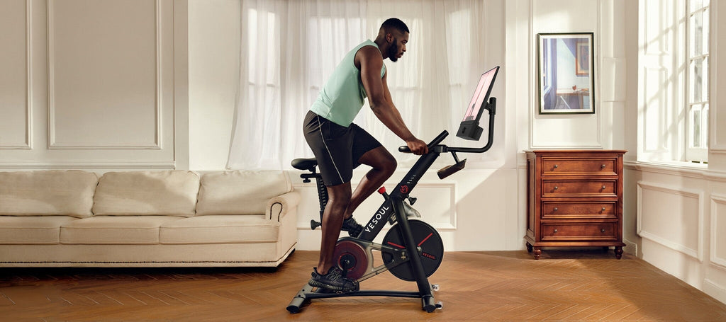 Indoor spin bike with 21.5 inch touchscreen and six-speaker sound - view 10
