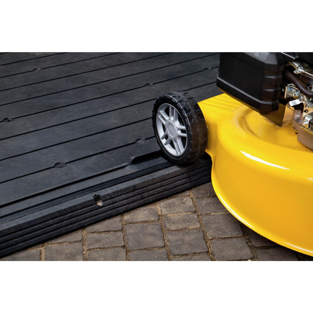 Plastic Apex Workshop Shed 2.3 x 2.7 m (7.5 x 9 ft) - image 9