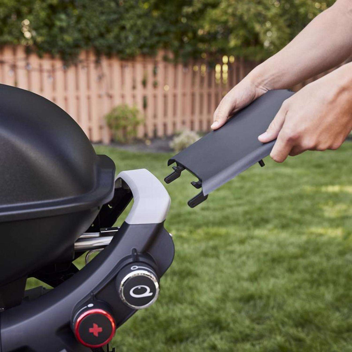 Portable Two-Burner Propane Gas Barbecue with Wheeled Cart 18,000 BTU - view 9