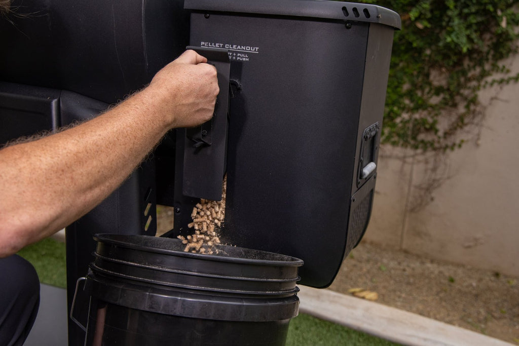 Wood Pellet BBQ Smoker with Wi-Fi and Direct Flame Searing 8,487 sq cm - image 13