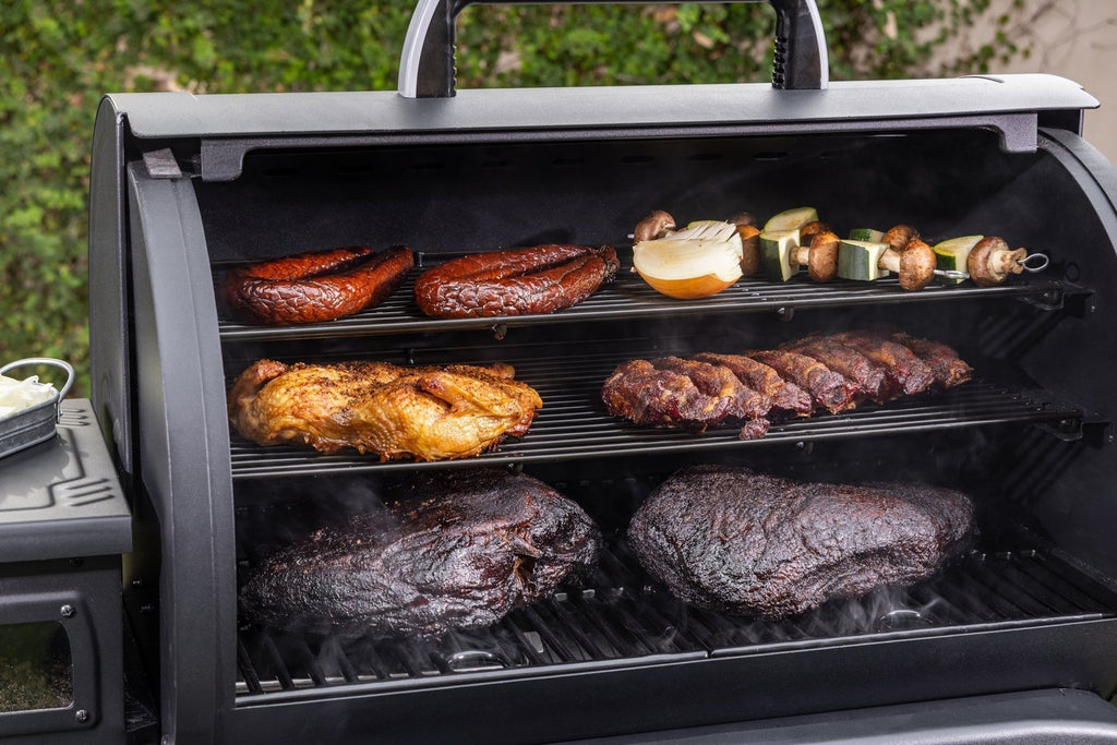Wood Pellet BBQ Smoker with Wi-Fi and Direct Flame Searing 8,487 sq cm - image 2